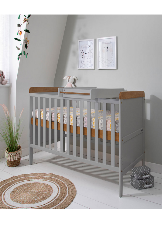 Tutti Bambini Rio Cotbed with Cot Top Changer